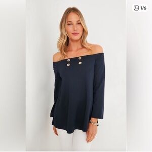 Tuckernuck‎ Navy Off the Shoulder Button Miranda Top Size Small